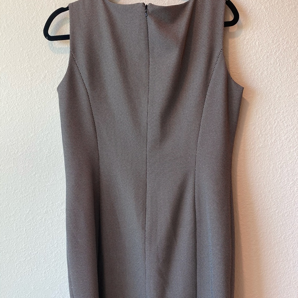 Tahari Arthur S. Levine Gray Sleeveless Midi Sheath Dress | Size 10 - Picture 7 of 7